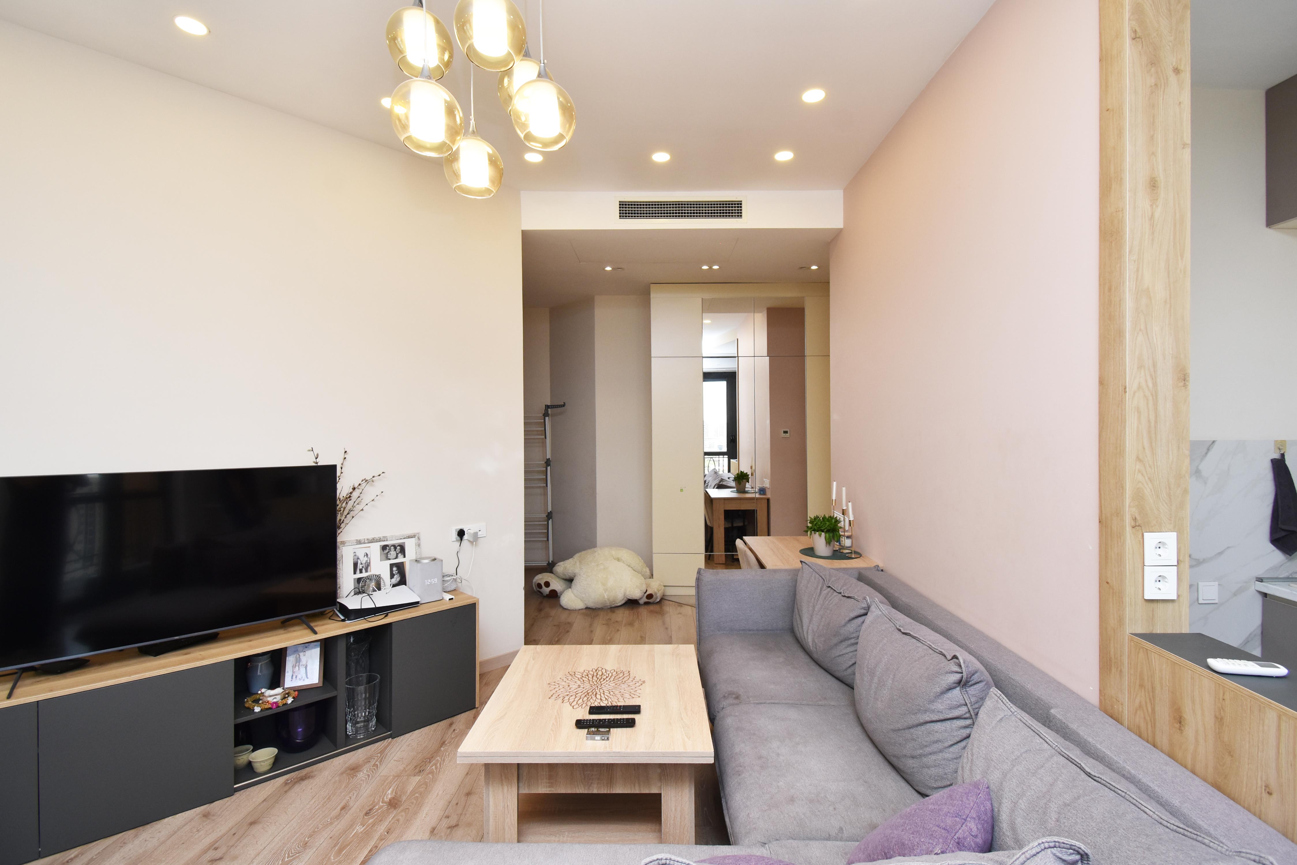 ae784a10-b67d-49d7-be26-60f401f25dc1.jpg
